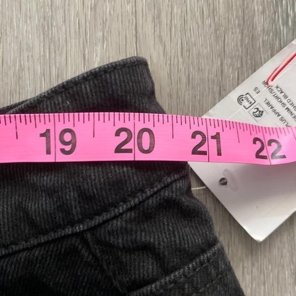 Forever 21 Plus High Rise Mom Shorts, New with Tags - Picture 7 of 9